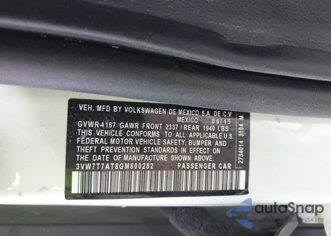 2016 Volkswagen Beetle R-Line Sel z USA, uszkodzony, nr VIN 3VW7T7AT8GM800282